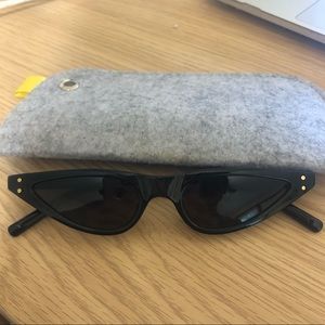 Fashionable Black Sunglasses